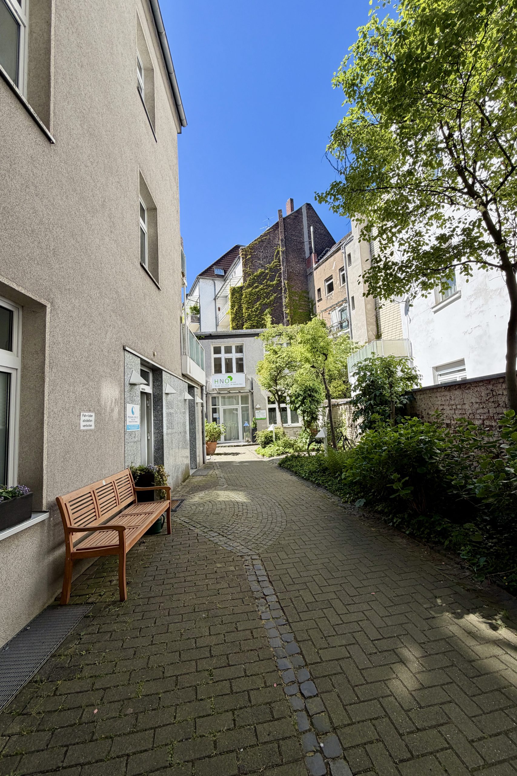 Eingangsbereich Podologie Düsseldorf - Patrycja Kowol